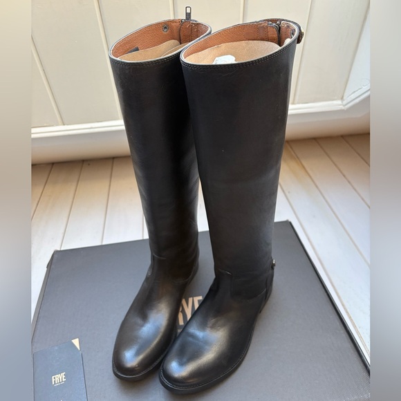 Frye Melissa Black Leather Equestrian Boots - Picture 4 of 13